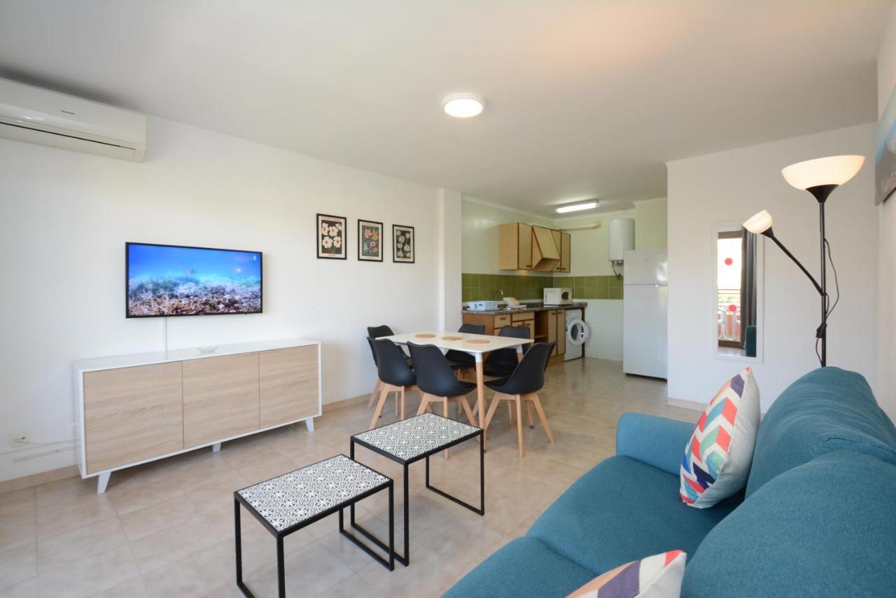 Apartamentos Familiares Sa Gavina Estartit Лестартит Екстериор снимка
