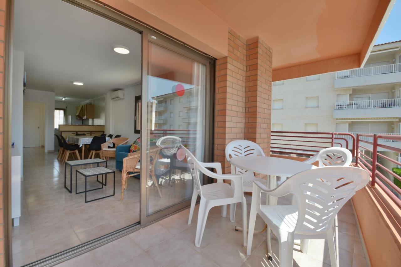 Apartamentos Familiares Sa Gavina Estartit Лестартит Екстериор снимка