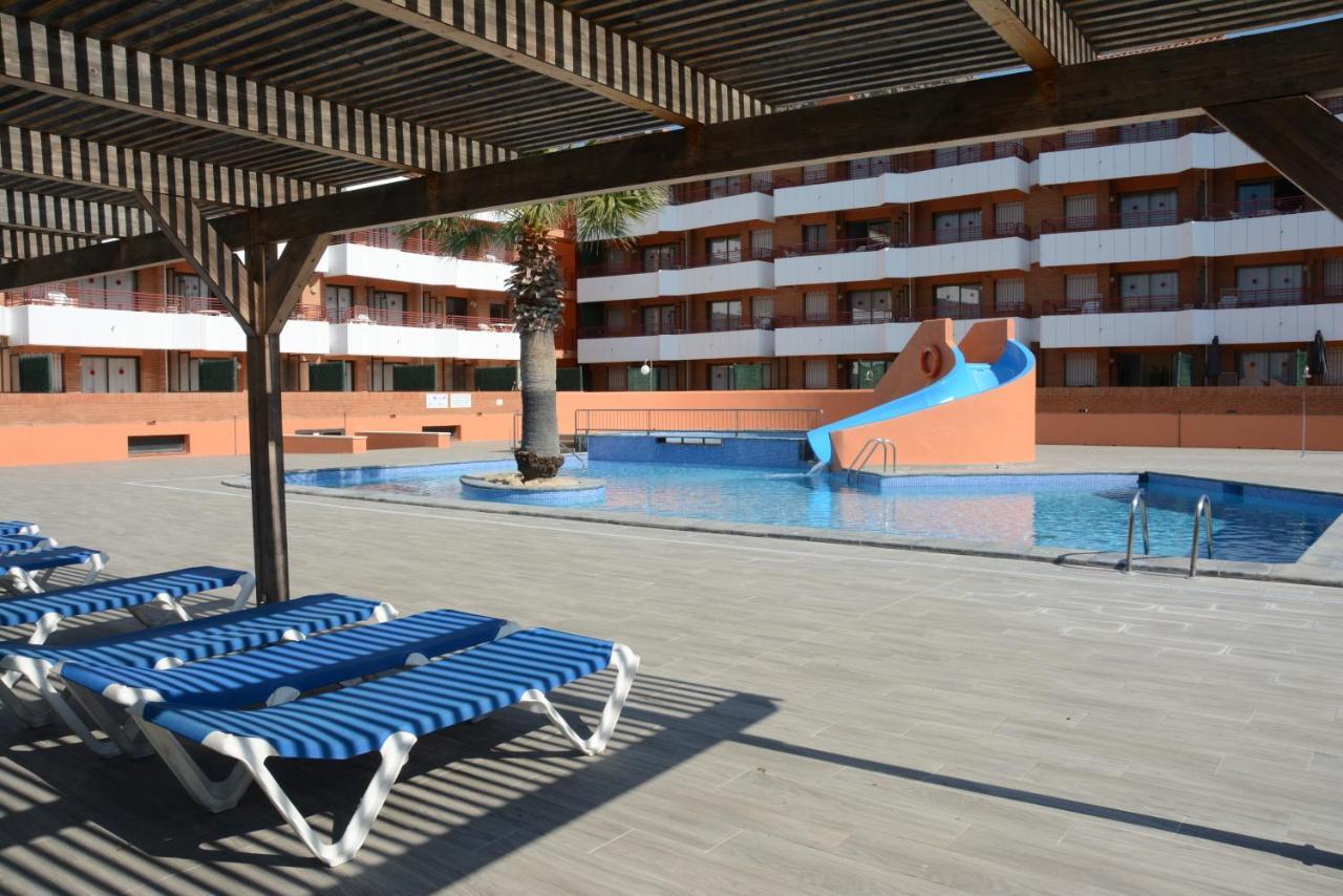 Apartamentos Familiares Sa Gavina Estartit Лестартит Екстериор снимка
