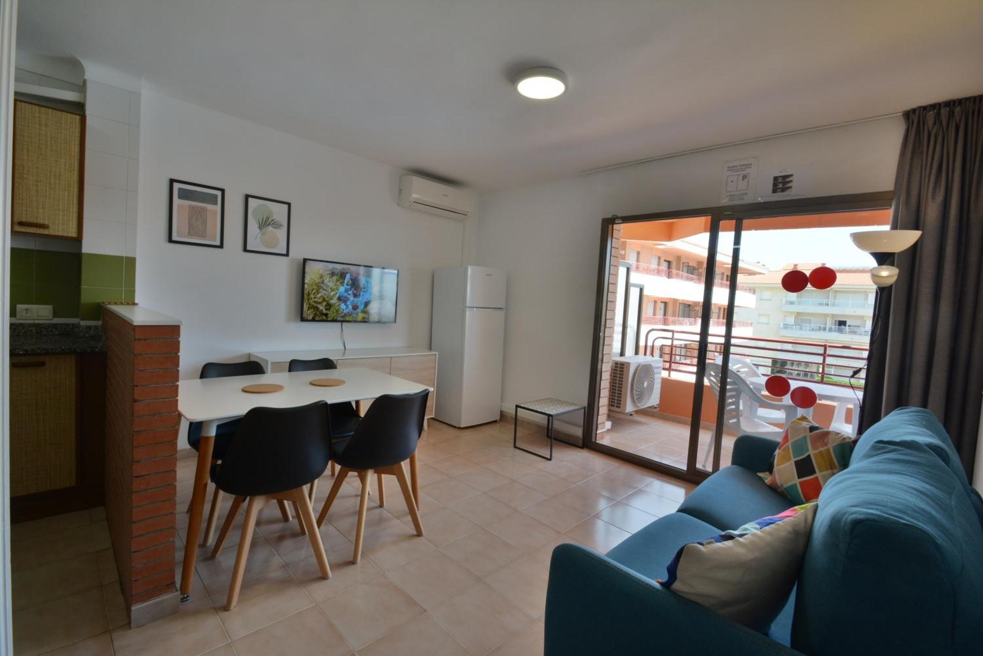 Apartamentos Familiares Sa Gavina Estartit Лестартит Екстериор снимка