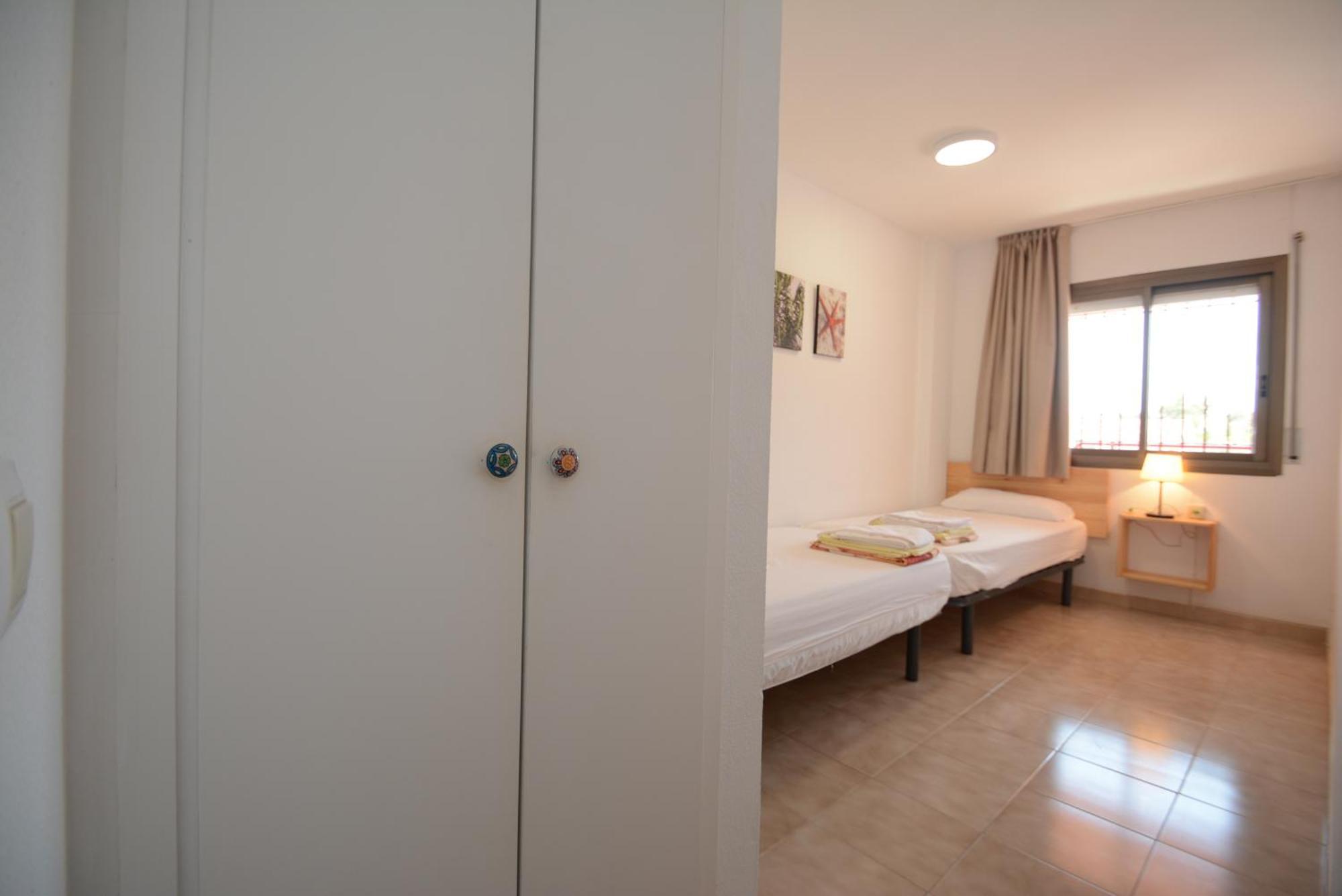 Apartamentos Familiares Sa Gavina Estartit Лестартит Екстериор снимка