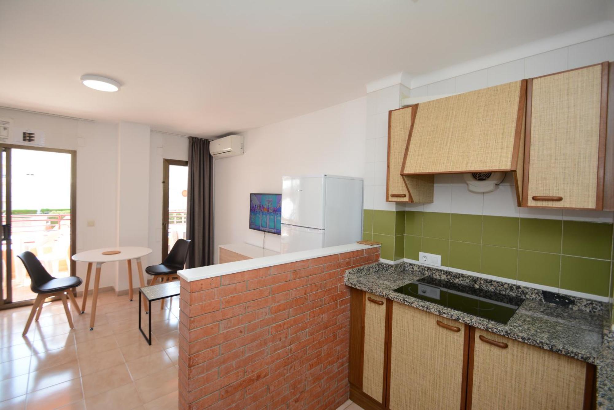 Apartamentos Familiares Sa Gavina Estartit Лестартит Екстериор снимка